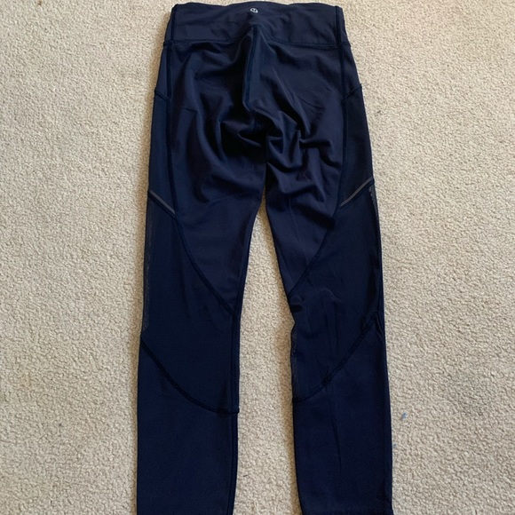 NWOT Lululemon Miles Ahead Tight Size 4 Navy - Picture 2 of 5